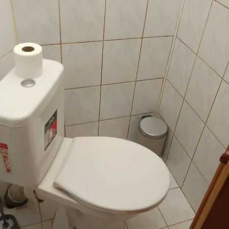 Budget Retro Apar Price Daire